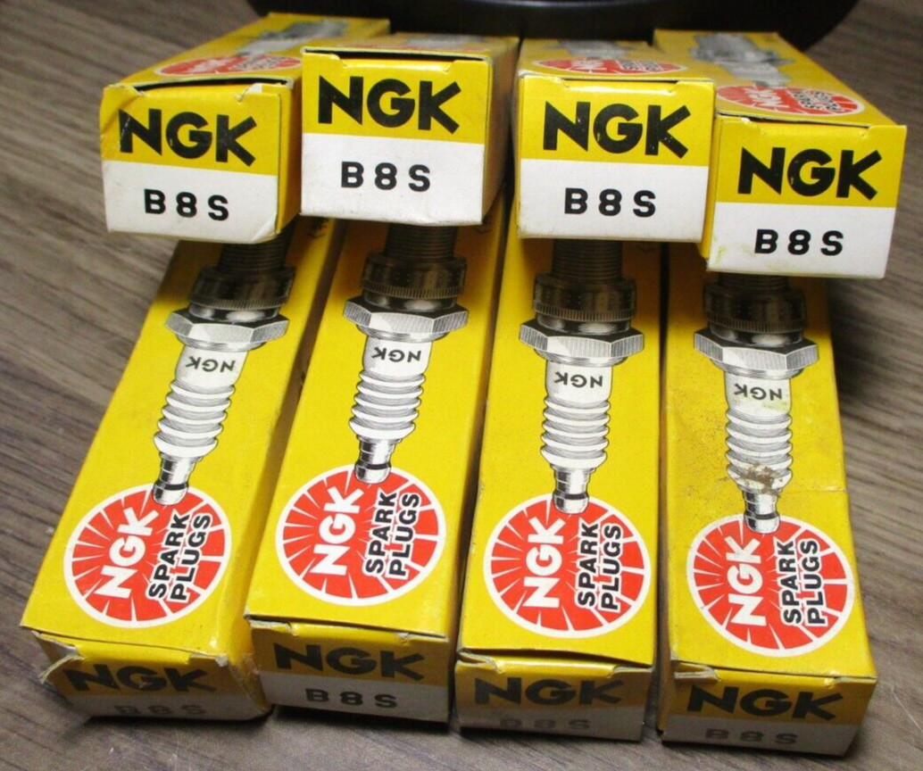 8 NGK B8S Spark Plugs, Part No 3810