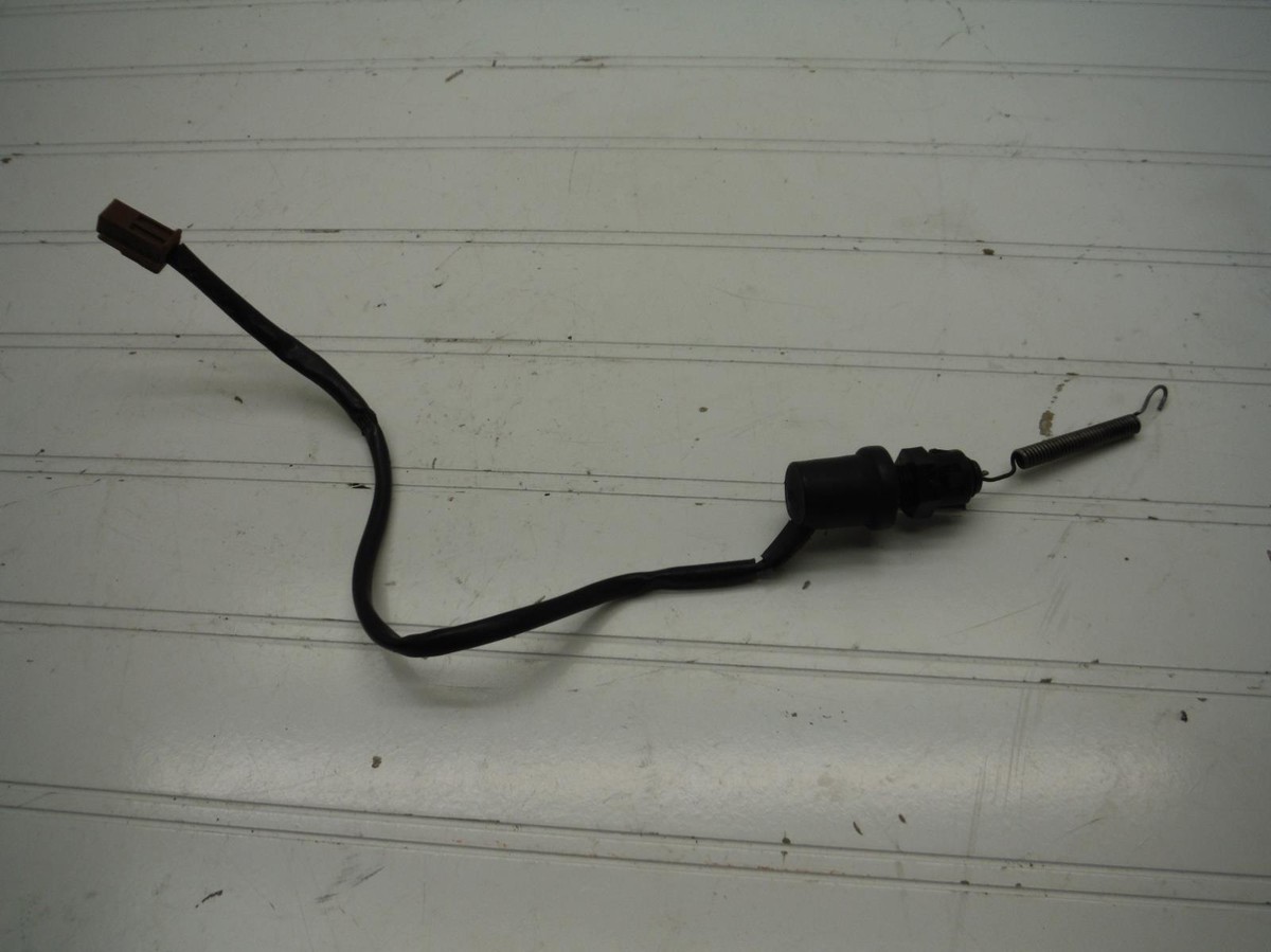02 Yamaha R1 YZF-R1 REAR BRAKE SWITCH | eBay