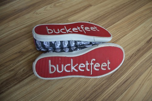 Bucketfeet Pineapple Grenades Lace Up Sneakers Womens Sz 6 - Picture 5 of 7