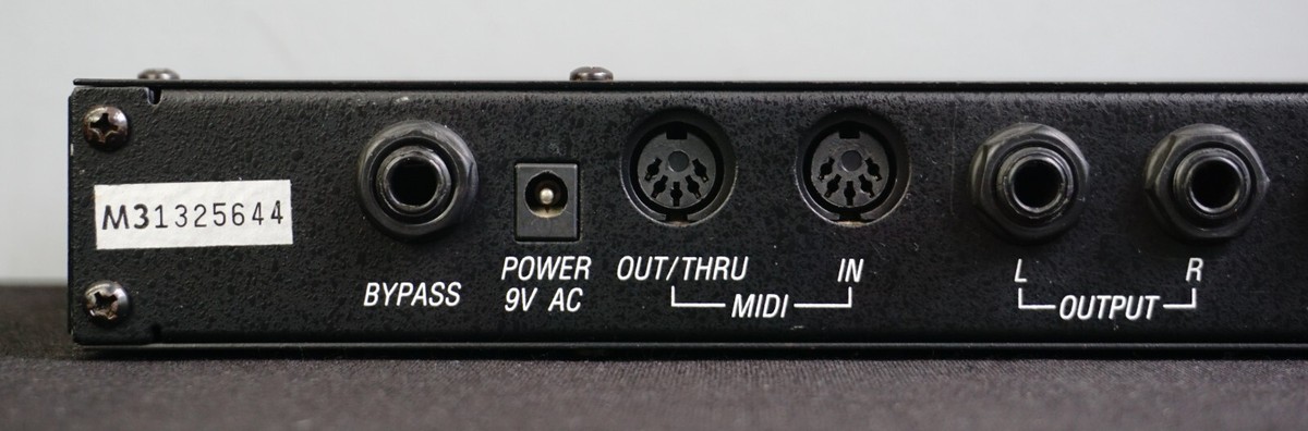 配信機器・PA機器・レコーディング機器 Alesis Midiverb 3 Alesis Midiverb III 16 Bit Digital Effects Processor with Power