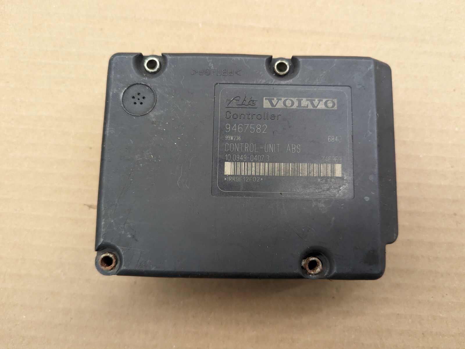 99-04 Volvo V70 C70 S70 S60 S80 ABS Pump Control Module 9467582 | eBay