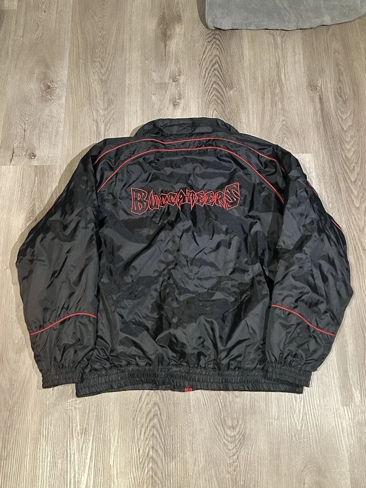 Vintage Tampa Bay Buccaneers Nylon Insulated Jacket Men’s Size Large - Image 2 of 4