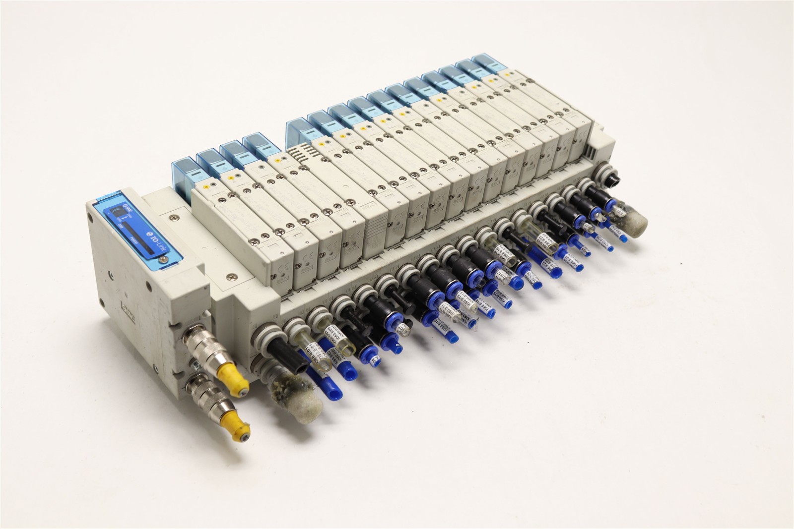 SMC PNEUMATIC MANIFOLD SY5201-5U1(12)/SY5101(3) IO LINK EX260-SIL1-X207