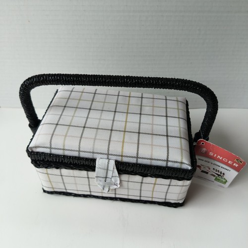 *NEW* SINGER Mini Sew & Stow Sewing Basket Plaid Pattern Black & White Adorable! - Picture 2 of 11