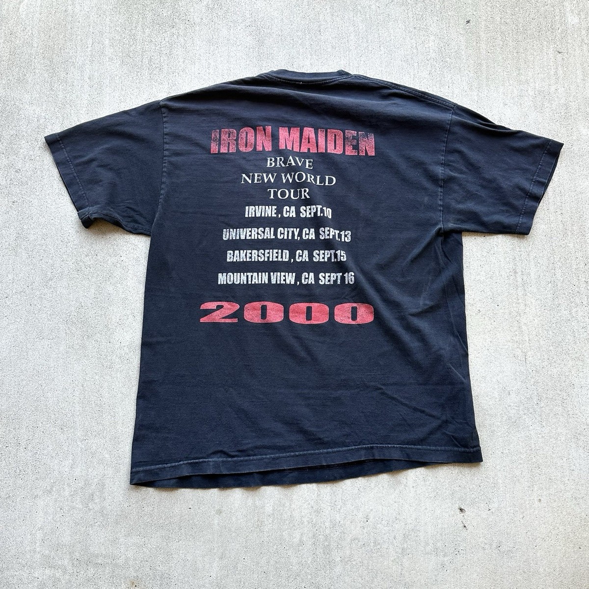 Vintage Iron Maiden Band Tee Shirt 2000 Brave New World Concert