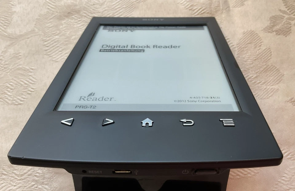 Sony PRS-T2 2GB, WLAN, 15,2 cm (6 Zoll) - Schwarz, Extras, Sehr Gut - Bild 2 von 4