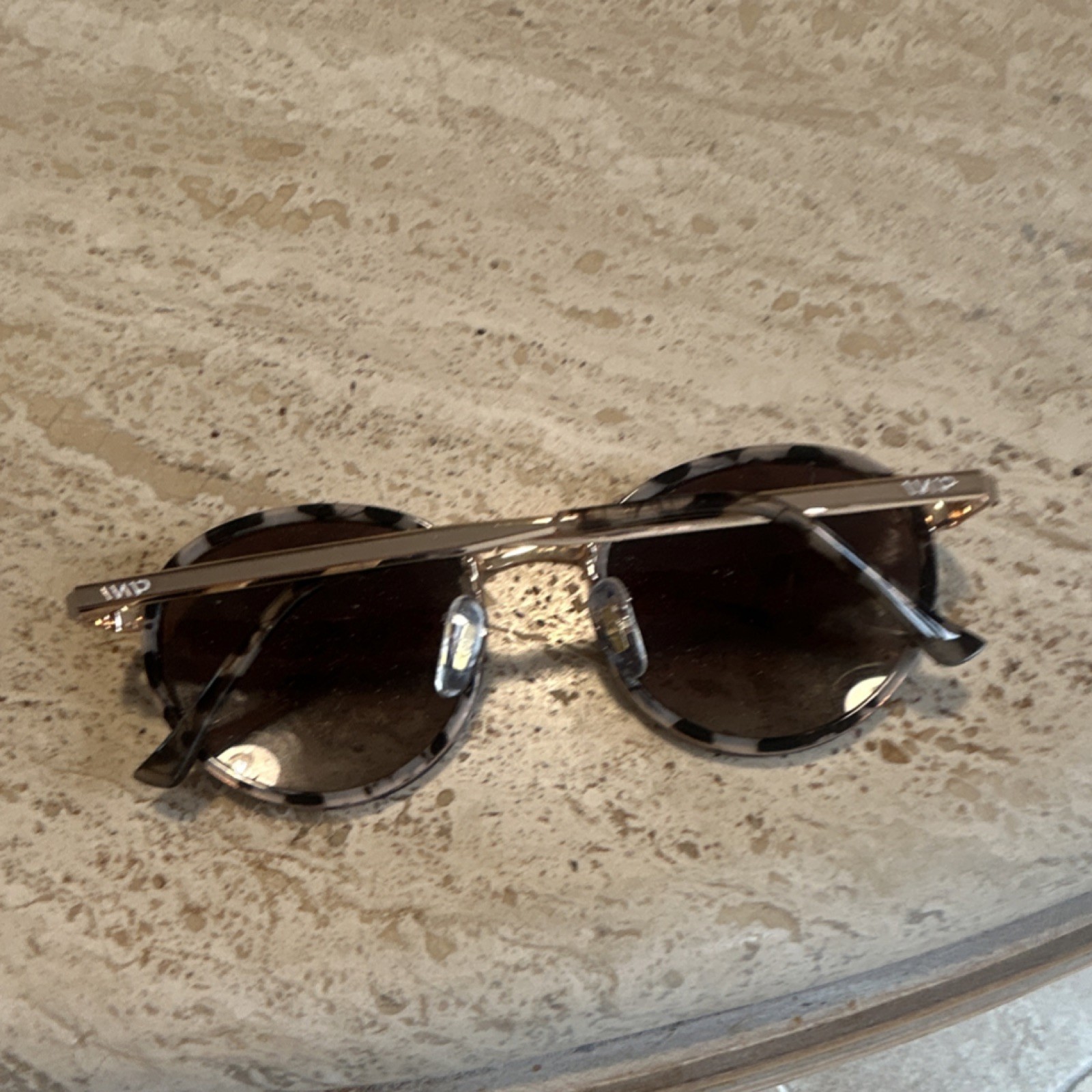 Round Tortoise Shell Sunglasses Brown Plastic Len… - image 4