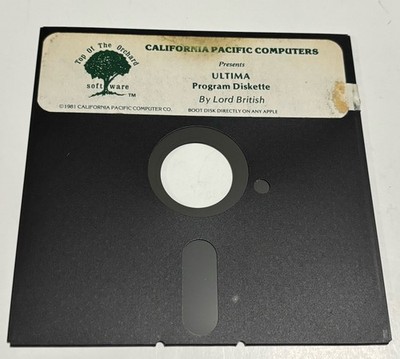 ULTIMA - California Pacific Computer Co. - 1981 / Apple II, 5 1/4  Floppy, RARE