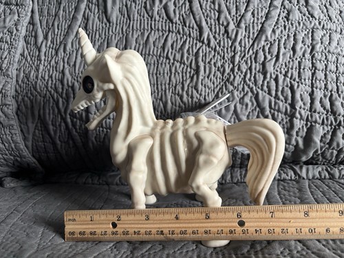 New Halloween Destination Animated Motion & Light Sound Skeleton Unicorn - Green - Picture 10 of 13