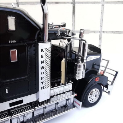 EXCLUSIVE 1/32 Kenworth T909 Prime Mover Truck Black Diecast Car
