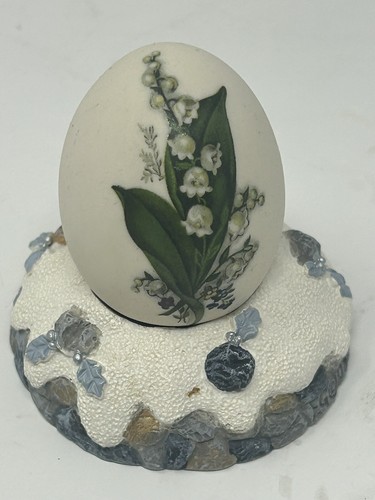 Porcelain Stone Egg Painted Floral Egg with Green Felt Bottom 2” - Picture 8 of 8