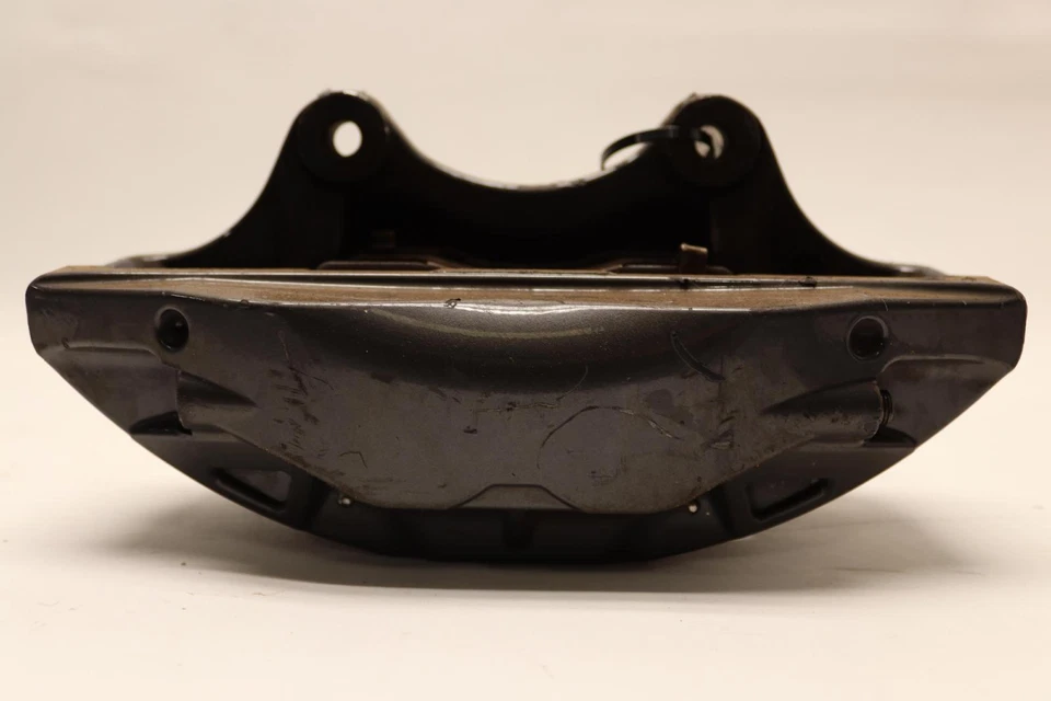 Pinza de freno delantera izquierda del lado del conductor Cadillac XTS 2013-2019 OEM Foto 4 de 4