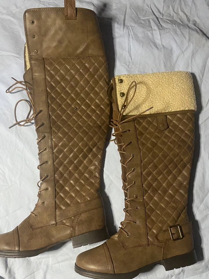 Zapato Botas Deslumbramiento Nuevo 2 Pares Talla 9 y 10 Marrón Sobre la Rodilla 1.25 y 1 Pulgada Tacón Foto 3 de 4