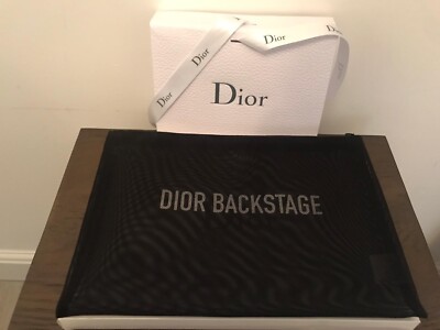 pochette dior backstage