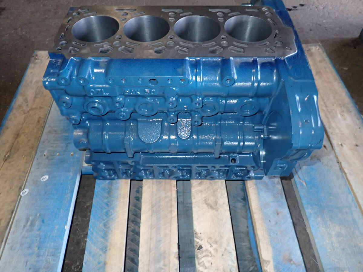 Kubota V3307 CR Diesel Engine Block Crankcase 1J774-01020