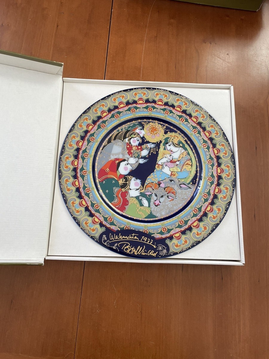 Bjorn Wiinblad (Rosenthal) Porcelain 11” Christmas 1977 Adoration