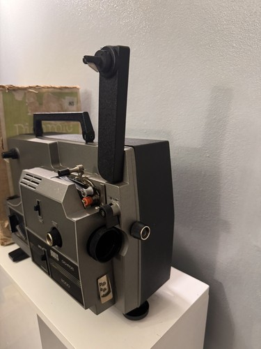 BOOTS DICHROIC 2000 Cine Film Projector In Original Box - Picture 22 of 24