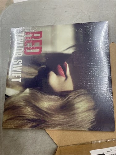 Red (2016) • Taylor Swift • NEW/SEALED Vinyl LP Record *Minor Sleeve Damage*