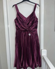 Image of Beautiful Dress Uk Size 16 From Chi Chi London Curve Size 16