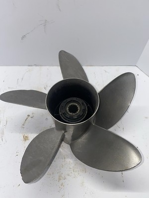MERCURY HIGH-FIVE STAINLESS STEEL PROP - 48-815746A45 (24 PITCH)