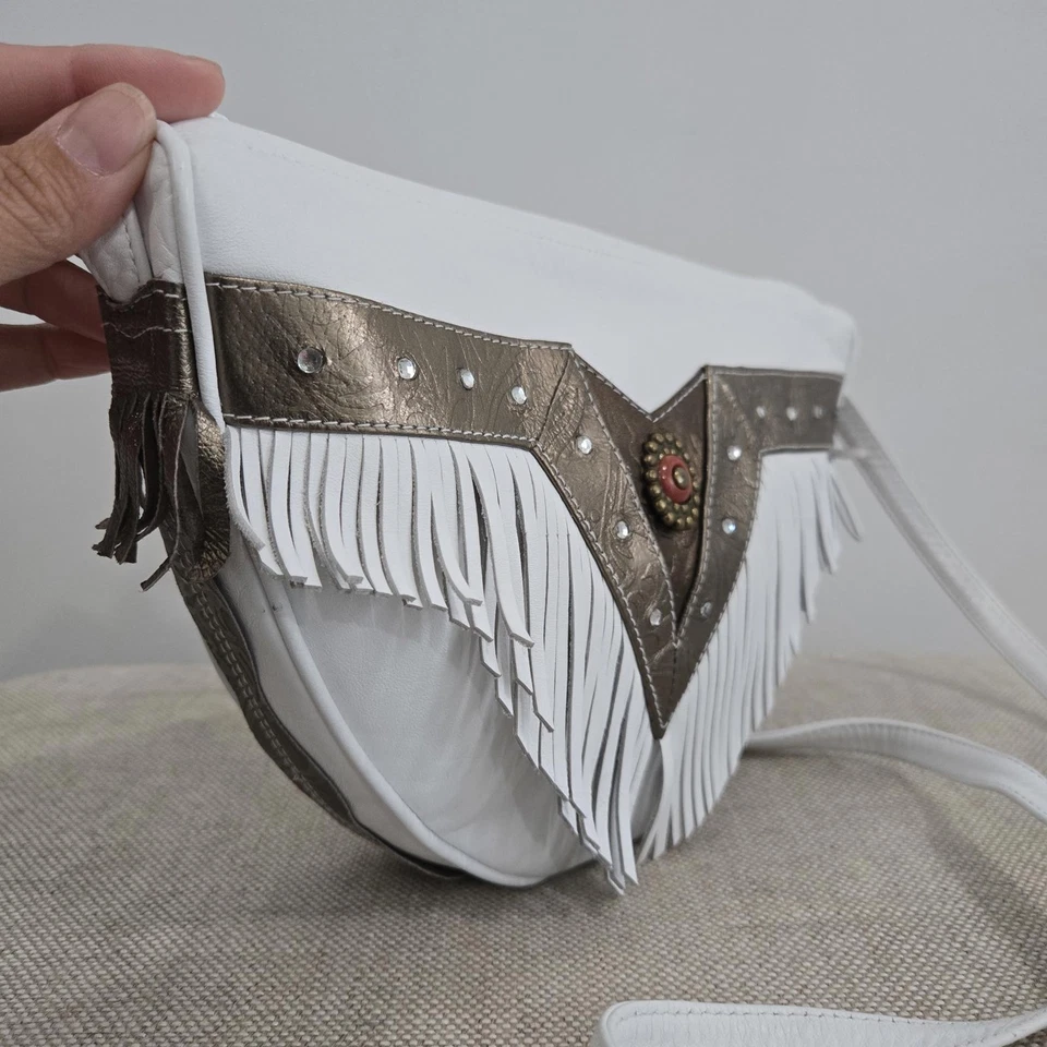 Bolso de Cuero Cellini Vintage Blanco Flecos Concho Hombro Bandolera Festival  Foto 3 de 4