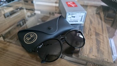 Ray-Ban Erika Classic Sonnenbrille - Grau / Schwarz (RB4171 601/T3 54-18)