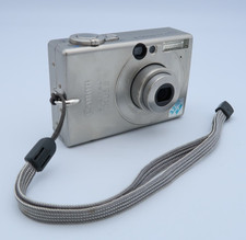 Canon IXUS II Compact Digital Camera Built-in Flash, Auto-Focus 3.2MP *READ*