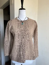Chicos Women’s 100% Cashmere Snake Print Sweater Size 3 US XL