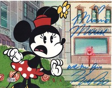 Kaitlyn Robrock signed 11x14 Photo Disney Minnie Mouse Beckett Authentication