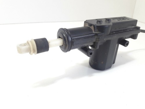 Audi 80 -  90 (B3) 1990 Rear right Stellmotor Zentralverriegelung GUST24411