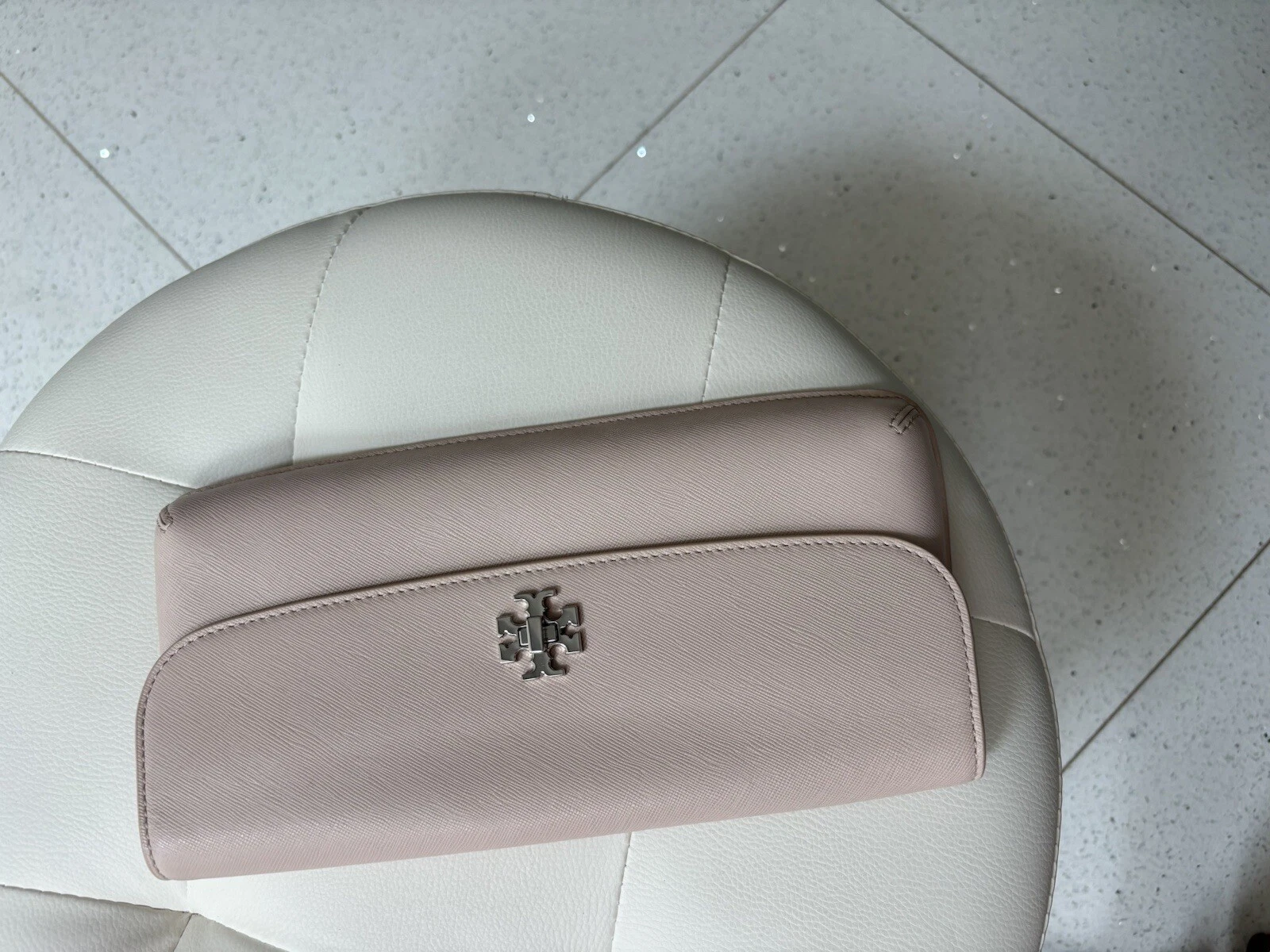 Borsa a tracolla TORY BURCH logo argento rosa chiaro beige. Borsa antipolvere inclusa