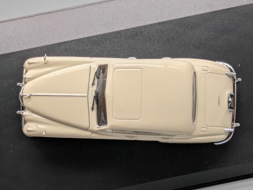 Modellautos 1:43 Oxford Jaguar MK IX Cream/Imperial Maroon mit OVP - Bild 10 von 19