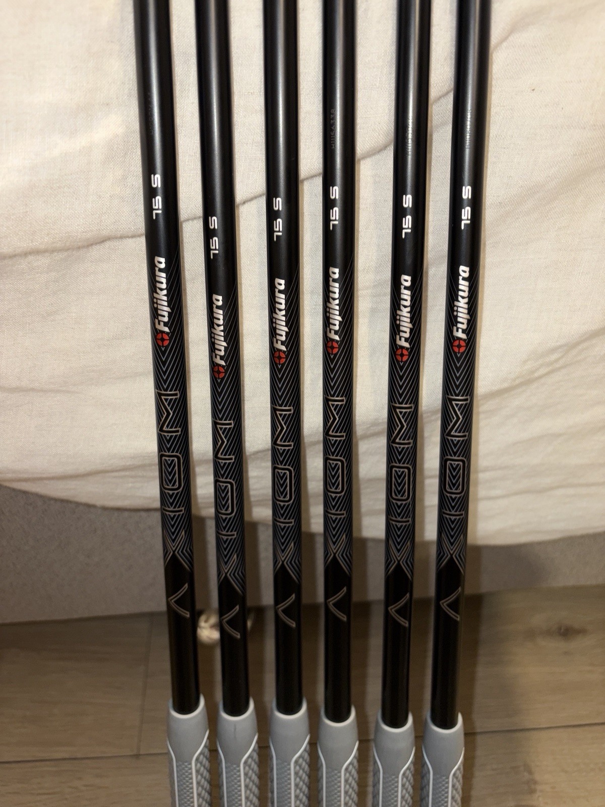 PXG 0311 P GEN5 블랙아웃, 블렌디드 세트 5-PW, 후지쿠라 액시엄 75 스티프 샤프트. 2