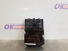 23 2023 Bmw 530i Center Floor Console Storage Compartment Wood Grain
