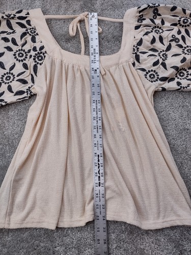 BKE Gimmicks Embroidered Puff Sleeve Square Neck Low Back Blouse Sz Small NWT - Picture 7 of 8