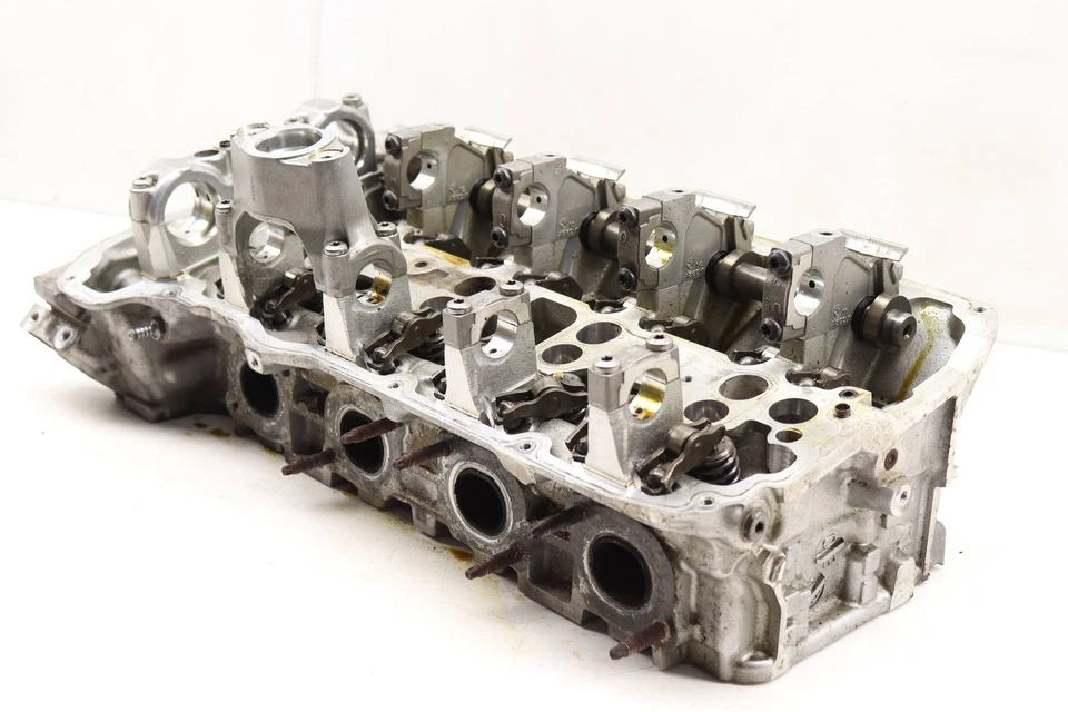 BMW ALPINA B7L 2013-2015 4,4 L - culata de motor derecha 4,4 L 2118167 Foto 3 de 4