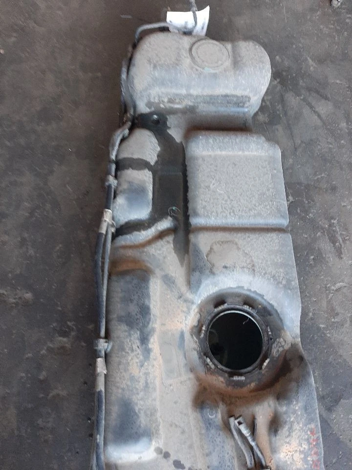 04 05 06 07 08 09 GMC YUKON XL 1500 tanque de combustible 8-323 VIN J 8º dígito Opt LY5 Foto 3 de 4