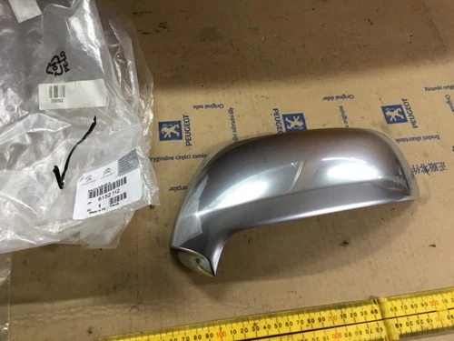 GENUINE PEUGEOT MK1 3008 5008 left n/s door  MIRROR cover 8152H2 232635091