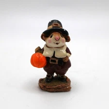 Wee Forest Folk PETERS PUMPKIN M-118 1984 Retired Annette Petersen