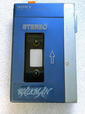 Sony Walkman TPS-L2 First generation stereo cassette player Retro