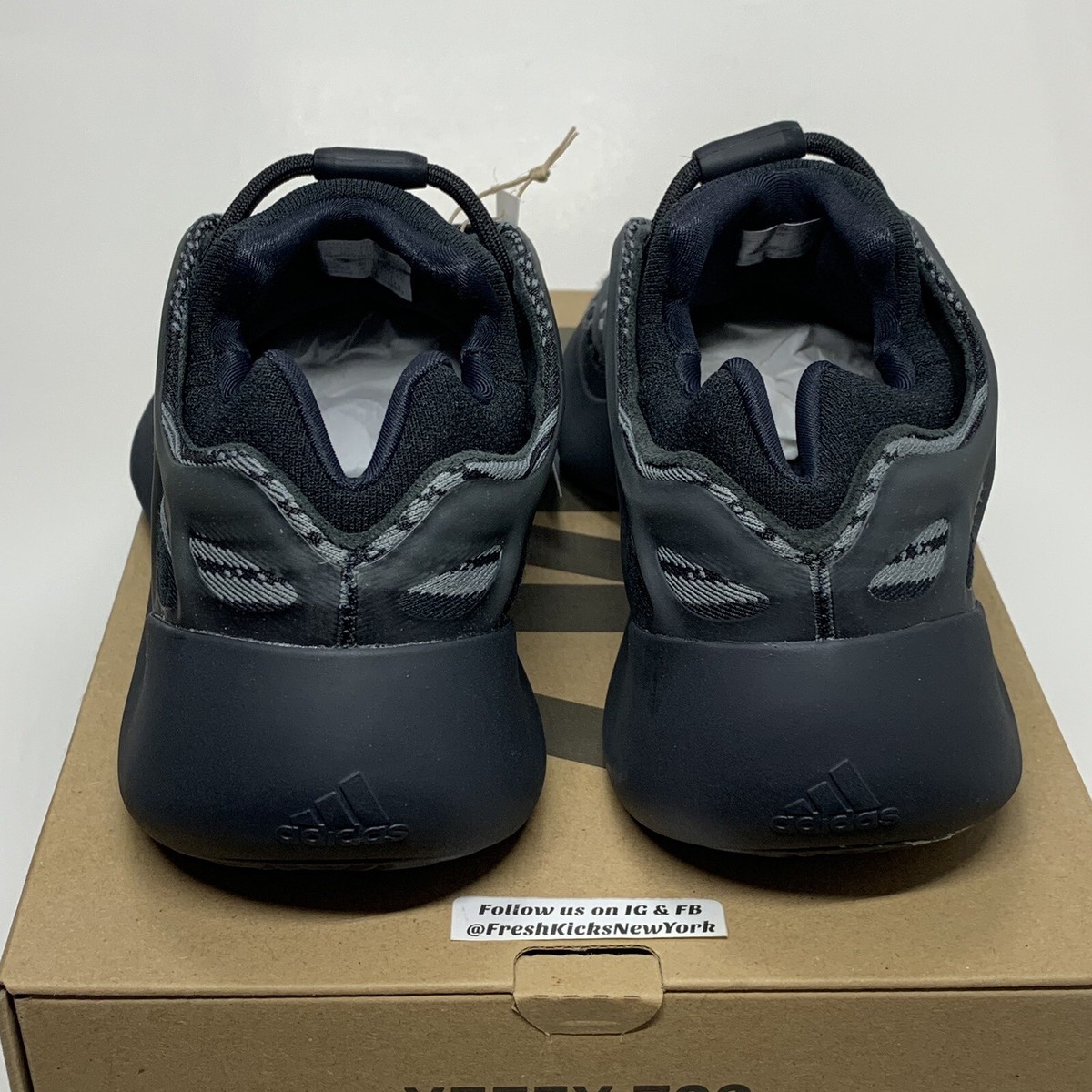 SIZE 13 - adidas Yeezy 700 V3 Dark Glow GX6144 Brand New With Box Kanye West Adidas × Kanye West Yeezy Boost 700 V3 Dark Glow size 11.5  main image 2