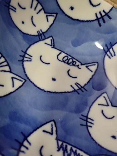 Blue White Ceramic Decorative Bowl All Over Cat Faces Sleeping Content 6.5 in D - Picture 6 of 6