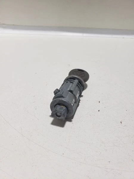 Interruptor de encendido compatible con 02-05 NEON 395666 Foto 2 de 4