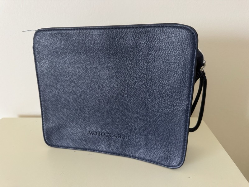 Moroccanoil Navy Cosmetic Makeup Travel Bag - - 9.5" x 8" x 3" . New/ never used