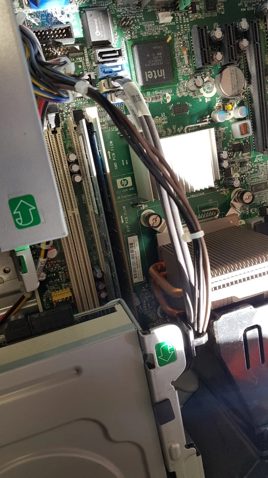 HP Compaq 8000 elite SFF Intel Pentium Dual Core E5700 3GB No HDD - Image 2 of 4