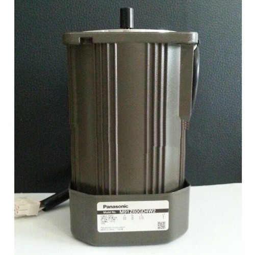 1PC Panasonic M91Z60GD4W2 Adjustable Speed Motor 60W 220V New - Picture 1 of 2