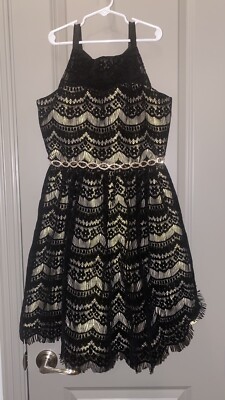 Rare Editions Girls Formal Special Occasion Dress Black Velvet W/ Gold Lining 16 | eBay Rare Editions Girls Formal Special Occasion Dress Black Velvet W/ Gold Lining 16 | eBay