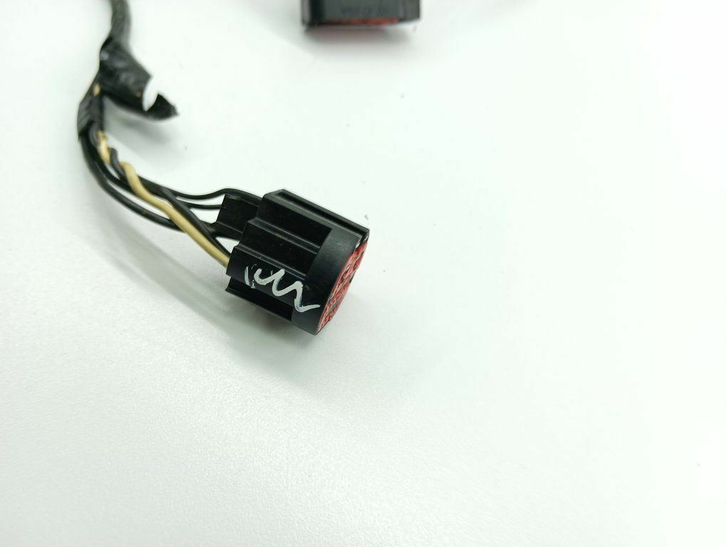 VOLVO　V50 electricsaru様 Volvo V50 2008 Rear Door Wiring Harness Loom Right 30786442