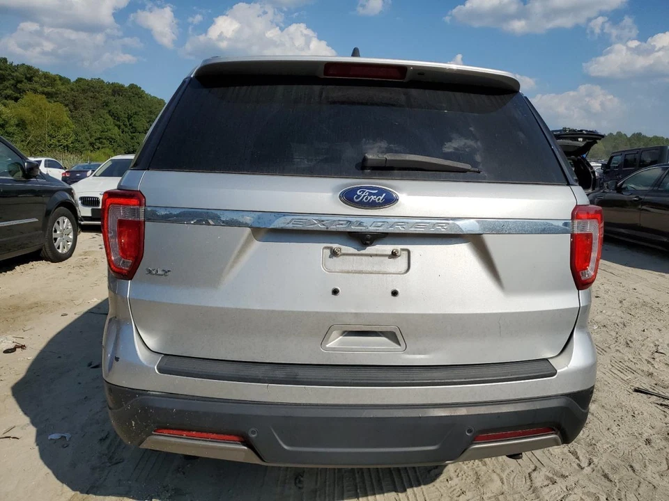 Used Automatic Transmission Shift Lever Assembly fits: 2019 Ford Explorer Grade Foto 2 de 4