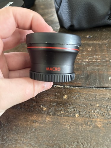 Sony ZV E10 Camera With 16-50 Mm Lens - Picture 12 of 24